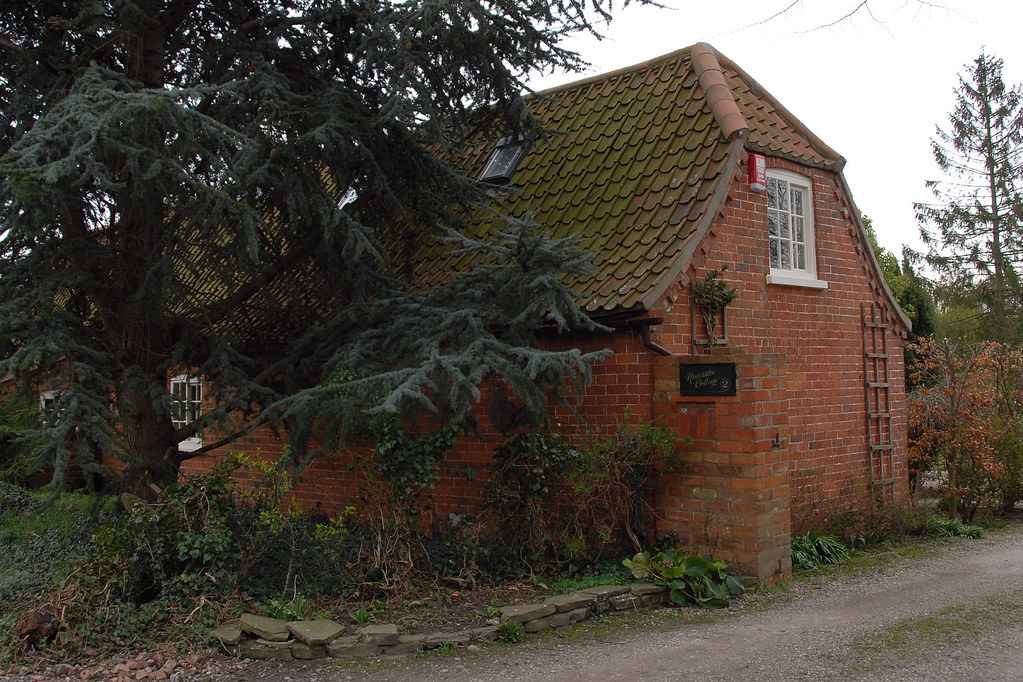Half-Hipped Roof
