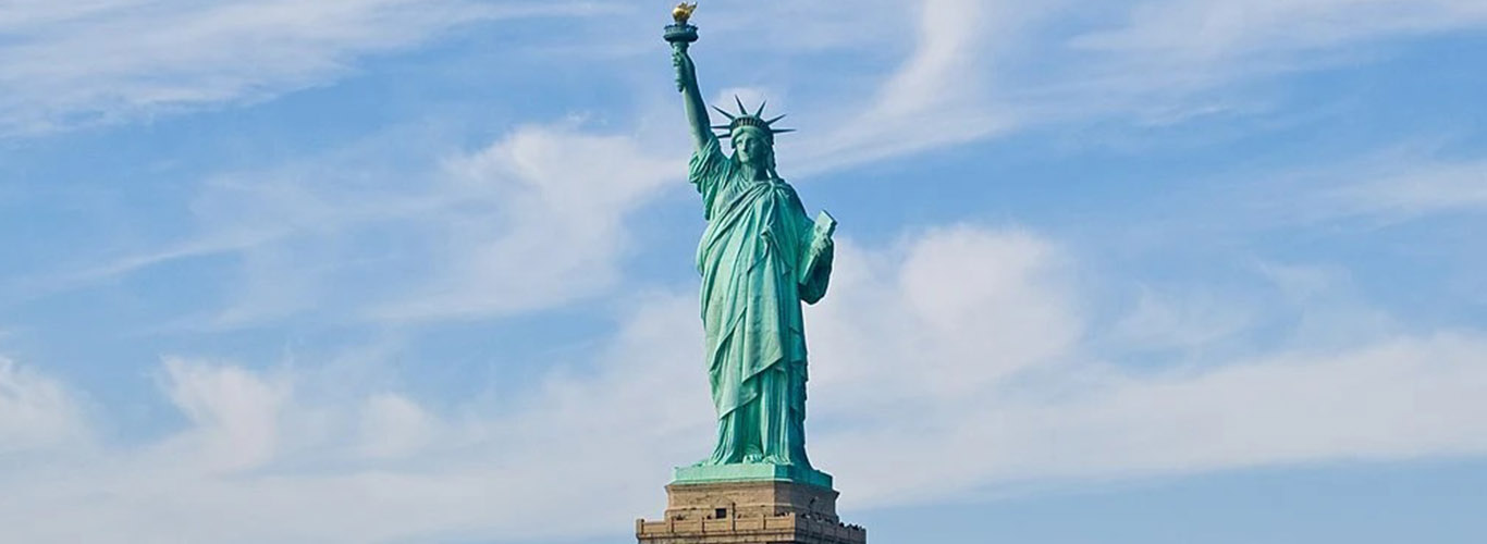 Why is the Statue of Liberty Green?