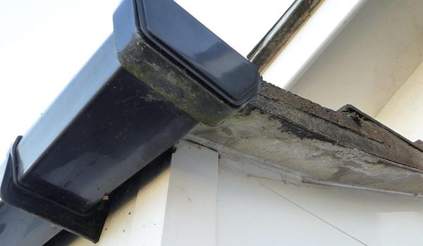 Gutters Repairing