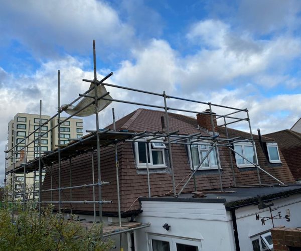 Roofing Contractors in Etham..